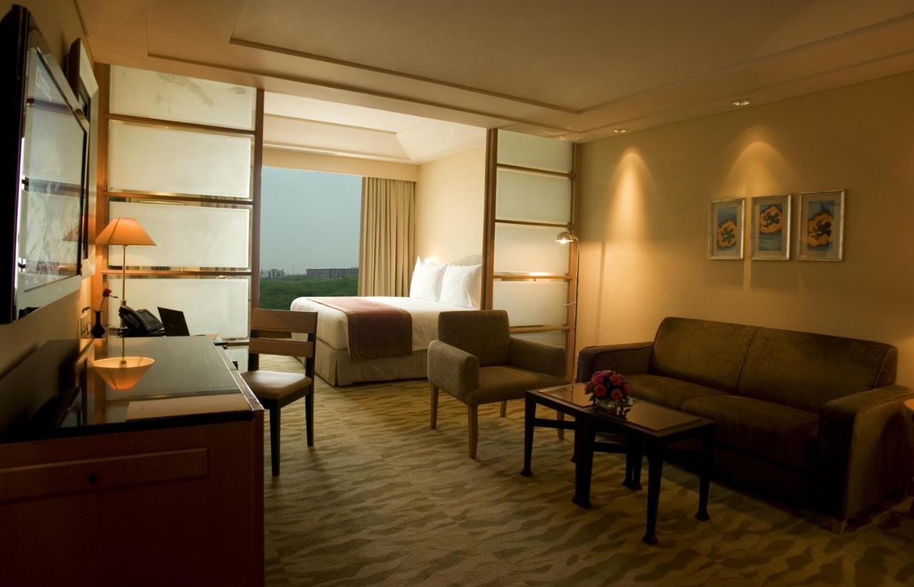 The Grand New Delhi Hotel Kültér fotó