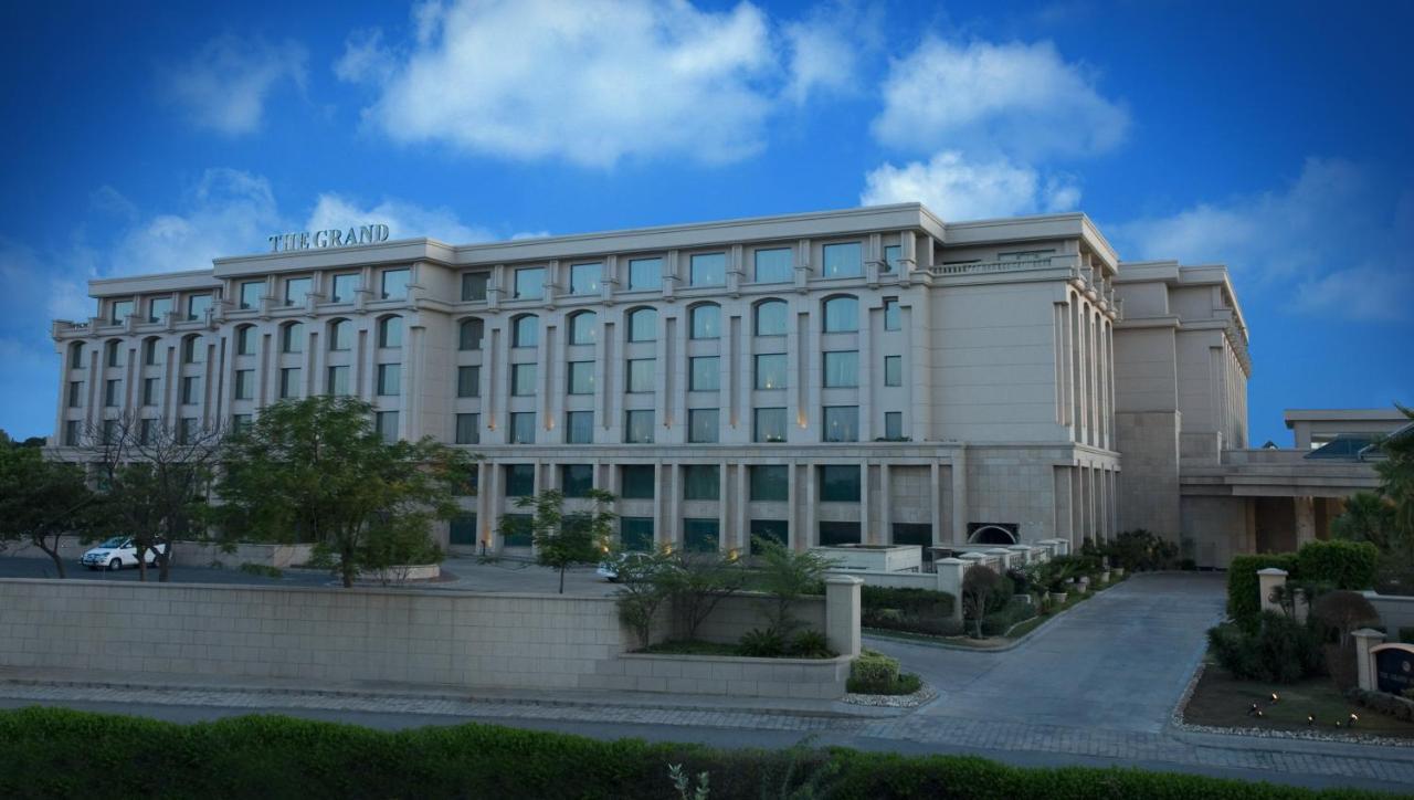 The Grand New Delhi Hotel Kültér fotó